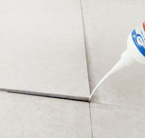 铜仁市瓷砖空鼓维修公司分享卫生间瓷砖脱落的原因可能有以下几点